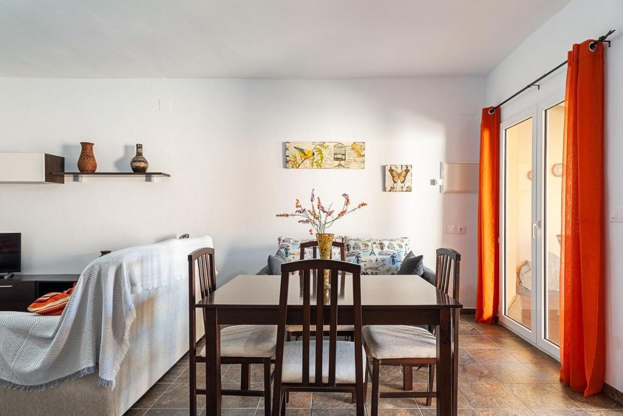 Chalet Rocio - Solo Familias โกนิล เด ลาฟรอนเตรา ภายนอก รูปภาพ